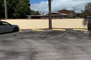 2025 Oleander Blvd, Fort Pierce, FL 34982 - Photo 15