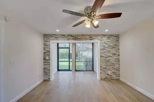 400 Club Cir, Boca Raton, FL 33487 - Photo 17