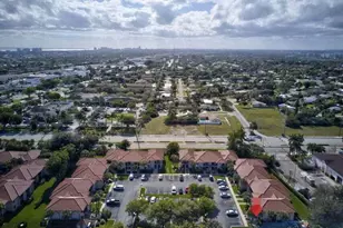 400 Club Cir, Boca Raton, FL 33487 - Photo 23