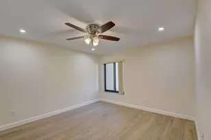 400 Club Cir, Boca Raton, FL 33487 - Photo 25