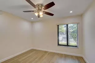 400 Club Cir, Boca Raton, FL 33487 - Photo 25