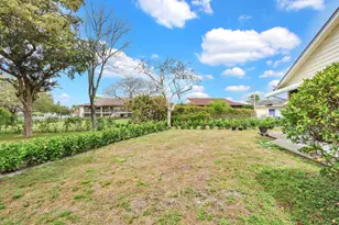 129 Village Cir, Jupiter, FL 33458 - Photo 23