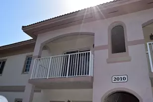 2010 Taylor St, Hollywood, FL 33020 - Photo 17