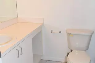 2010 Taylor St, Hollywood, FL 33020 - Photo 9