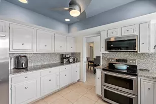 1223 SW Pepperridge Terrace, Boca Raton, FL 33486 - Photo 11