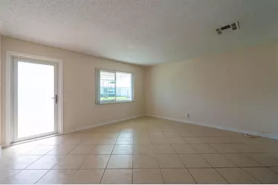 2391 SW 13th Terrace, Boynton Beach, FL 33426 - Photo 5
