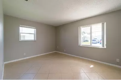 2391 SW 13th Terrace, Boynton Beach, FL 33426 - Photo 9