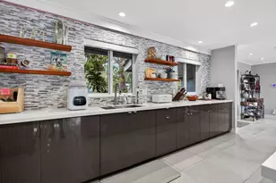 2732 NE 35th Dr, Fort Lauderdale, FL 33308 - Photo 7