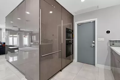 2732 NE 35th Drive, Fort Lauderdale, FL 33308 - Photo 9