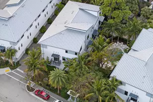 615 NE 22nd Dr, Wilton Manors, FL 33305 - Photo 47