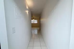 650 SW 2nd SW, Boca Raton, FL 33432 - Photo 3