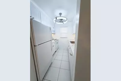 650 SW 2nd SW #2480, Boca Raton, FL 33432 - Photo 11