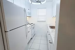 650 SW 2nd SW, Boca Raton, FL 33432 - Photo 11