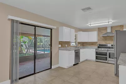 6113 Yucca Drive, Fort Pierce, FL 34982 - Photo 5