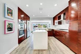 2291 SE 15th St, Pompano Beach, FL 33062 - Photo 3