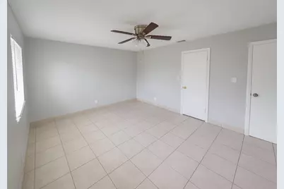2761 NW 58th Terrace, Lauderhill, FL 33313 - Photo 5