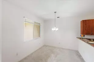 2597 SW Stockbridge Sq Square SW, Vero Beach, FL 32962 - Photo 5