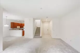 2597 SW Stockbridge Sq Square SW, Vero Beach, FL 32962 - Photo 7