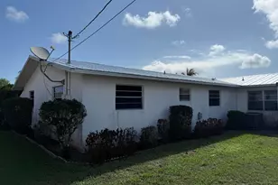 434 SE Sunnydale Ln, Port Saint Lucie, FL 34983 - Photo 27