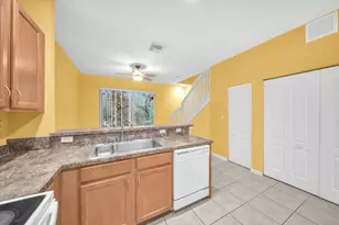 21223 NW 14th Pl, Miami Gardens, FL 33169 - Photo 7