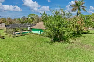 14578 Orange Blvd, The Acreage, FL 33470 - Photo 17