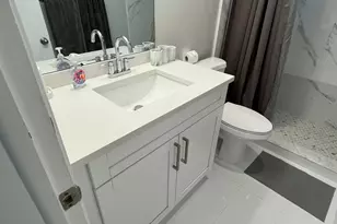 1821 NE 62nd St, Fort Lauderdale, FL 33308 - Photo 17