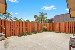 5627 SE Windsong Ln, Stuart, FL 34997 - Photo 7