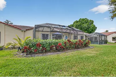 2683 Emerald Way N, Deerfield Beach, FL 33442 - Photo 23