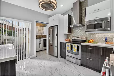 2683 N Deer Creek Emerald Way Way N, Deerfield Beach, FL 33442 - Photo 7