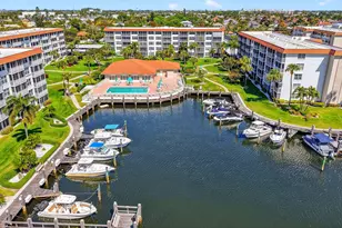 931 Gardenia Dr, Delray Beach, FL 33483 - Photo 23