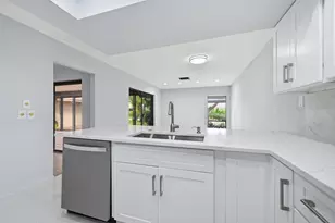 5935 Glenbrook Dr, Boca Raton, FL 33433 - Photo 5