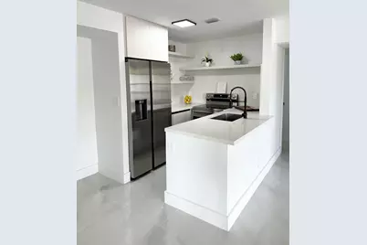 10033 Winding Lake Road #204, Sunrise, FL 33351 - Photo 7