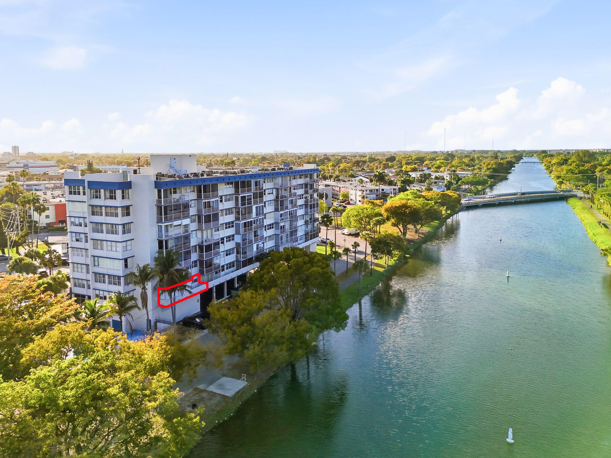 16850 S Glades Dr #2g - 16850 S Glades Dr #2g, North Miami Beach, FL 33162 Luxury Property | Jose Angel Pina