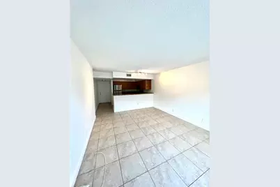 5221 Geneva Way #208, Doral, FL 33166 - Photo 7