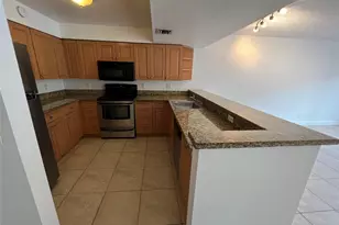 5221 Geneva Way, Doral, FL 33166 - Photo 3