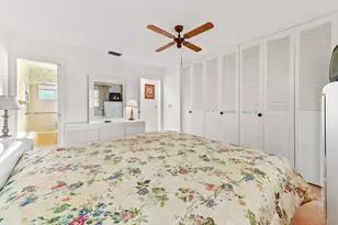 2915 Crosley Dr W, West Palm Beach, FL 33415 - Photo 15