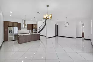 15800 NW 88th Ave, Miami Lakes, FL 33018 - Photo 23