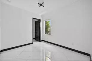 15800 NW 88th Ave, Miami Lakes, FL 33018 - Photo 27