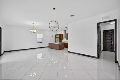 15800 NW 88th Avenue, Miami Lakes, FL 33018 - Photo 23