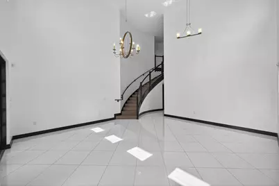 15800 NW 88th Avenue, Miami Lakes, FL 33018 - Photo 7