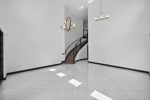 15800 NW 88th Ave, Miami Lakes, FL 33018 - Photo 7