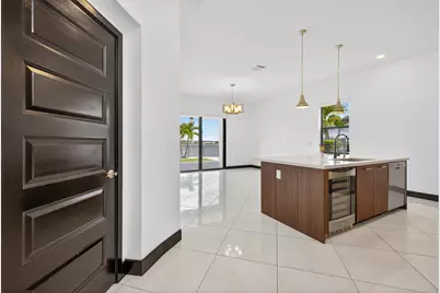 15800 NW 88th Avenue, Miami Lakes, FL 33018 - Photo 11