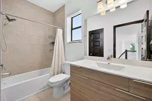 15800 NW 88th Ave, Miami Lakes, FL 33018 - Photo 37