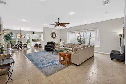 127 Casa Grande Court, Palm Beach Gardens, FL 33418 - Photo 7