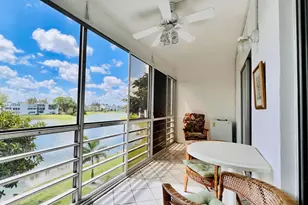 314 Wellington D, West Palm Beach, FL 33417 - Photo 11