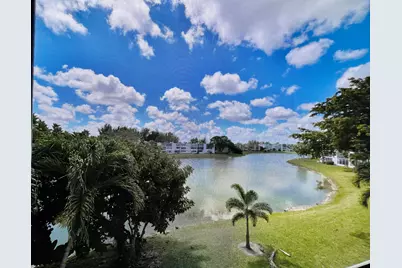 314 Wellington D, West Palm Beach, FL 33417 - Photo 3