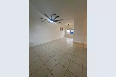 337 SE 12th Avenue #A-b, Pompano Beach, FL 33060 - Photo 5