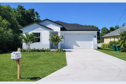 500 Sunset Road N, Rotonda West, FL 33947 - Photo 1