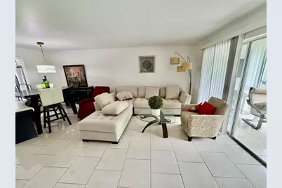 9261 Sunrise Lakes Boulevard, Sunrise, FL 33322 - Photo 15