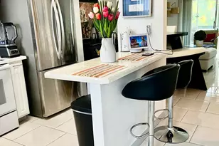 9261 Sunrise Lakes Blvd, Sunrise, FL 33322 - Photo 7